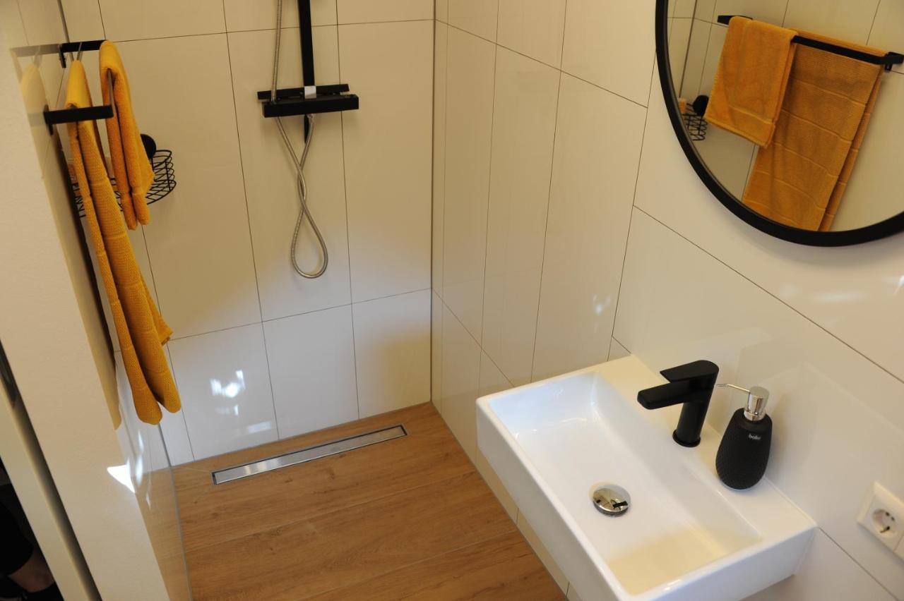 Studio-Apartment kontaktloser Check-in Meckenbeuren Buitenkant foto