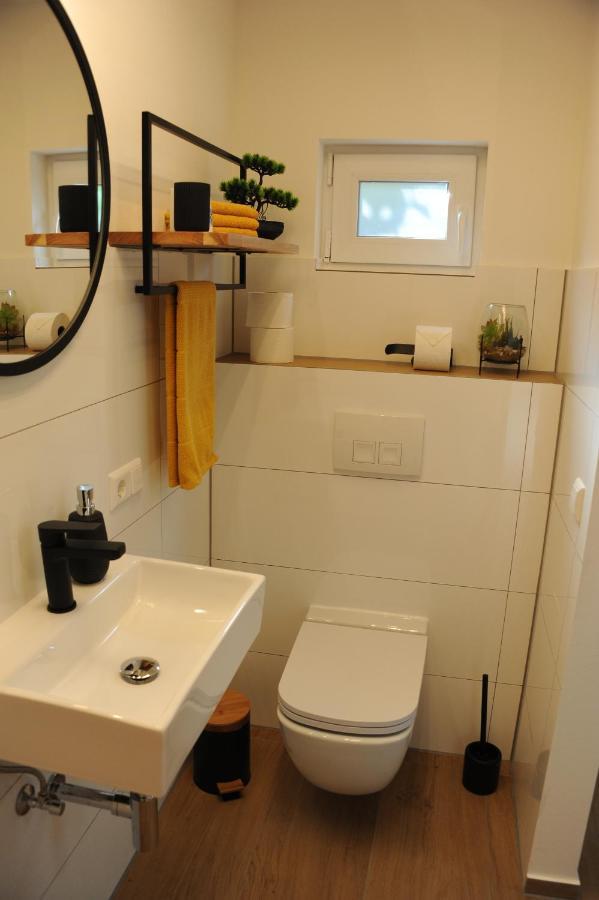 Studio-Apartment kontaktloser Check-in Meckenbeuren Buitenkant foto